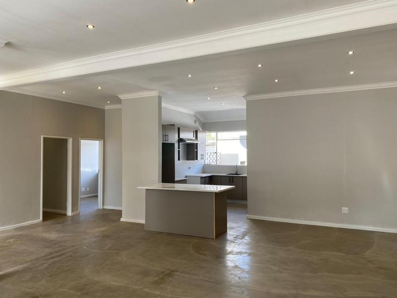 4 Bedroom Property for Sale in Oudtshoorn Western Cape